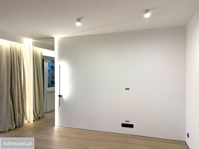 Mieszkanie 4-pokojowe Sieradz, ul. Piastowska. Zdjęcie 1