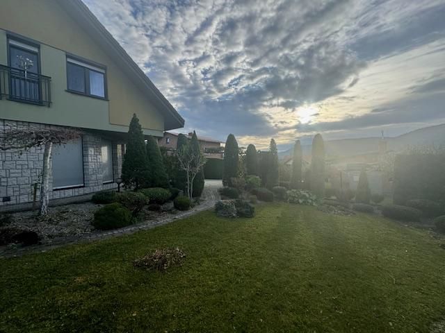 dom wolnostojący, 4 pokoje Bielsko-Biała Lipnik, Władysława Kiernika. Zdjęcie 239