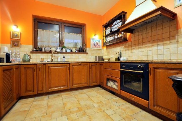 dom wolnostojący, 7 pokoi Radonie, ul. Borowikowa. Zdjęcie 5