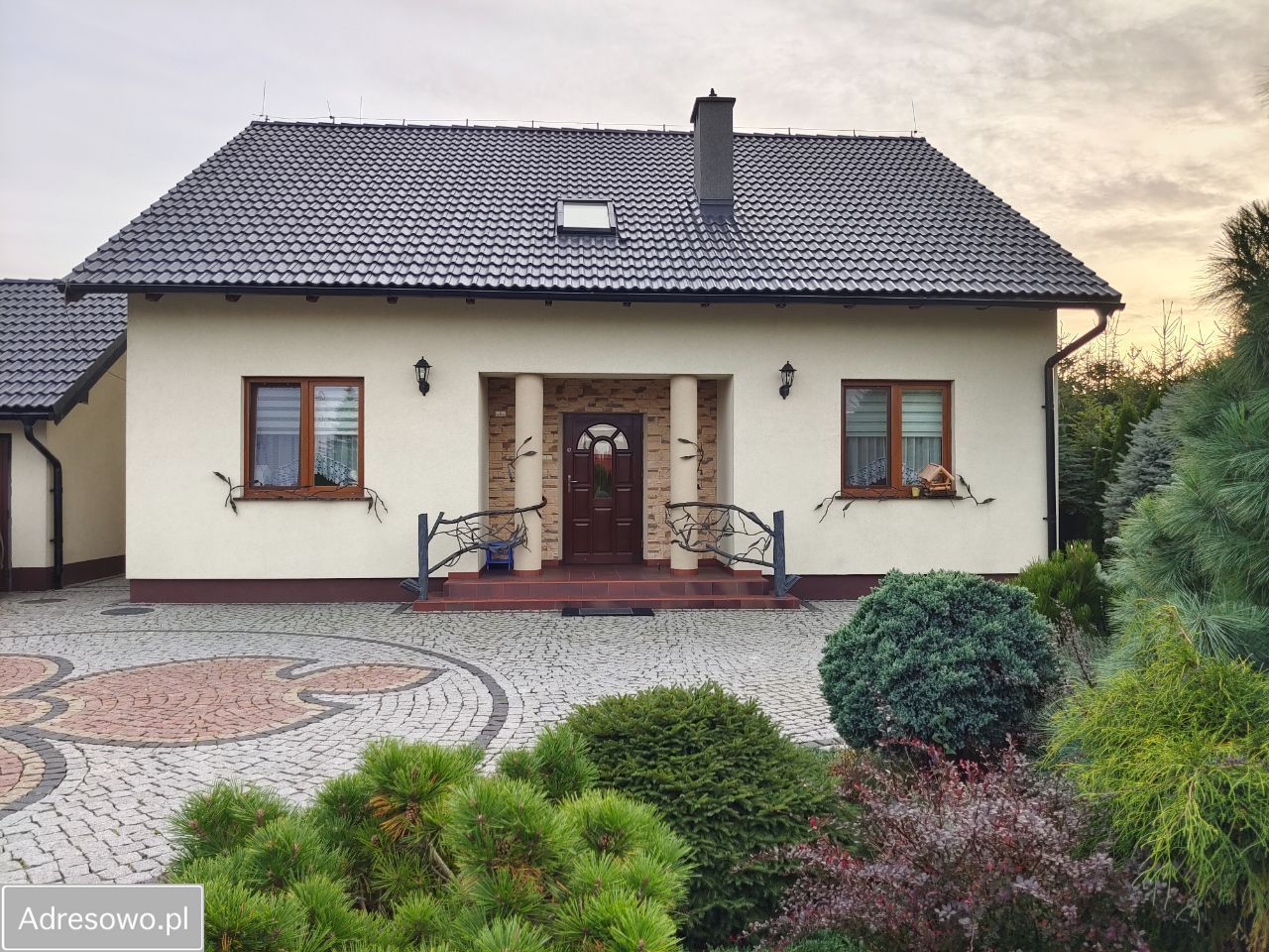 dom wolnostojący, 5 pokoi Krzczonów. Zdjęcie 1