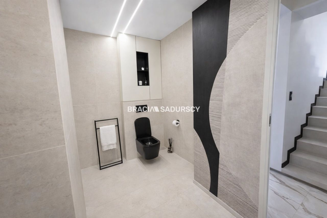 dom wolnostojący, 5 pokoi Niepołomice, ul. Stefana Roweckiego. Zdjęcie 17