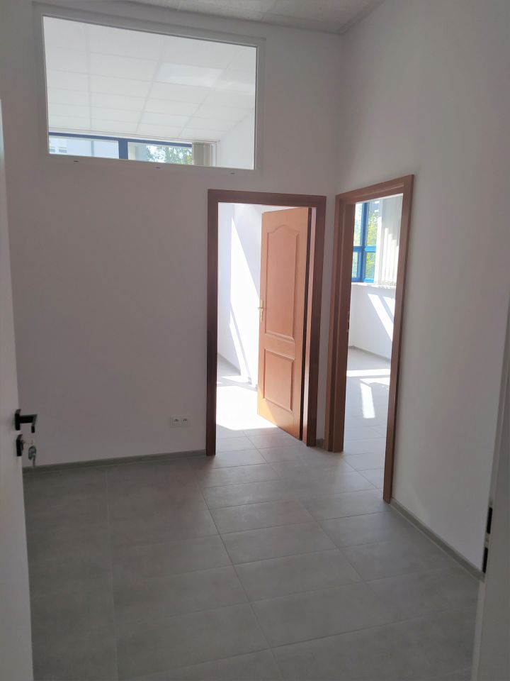 Biuro Kraków Kozłówek, ul. Wielicka. Zdjęcie 2