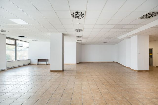 Lokal Warszawa Praga-Południe, al. Stanów Zjednoczonych. Zdjęcie 4