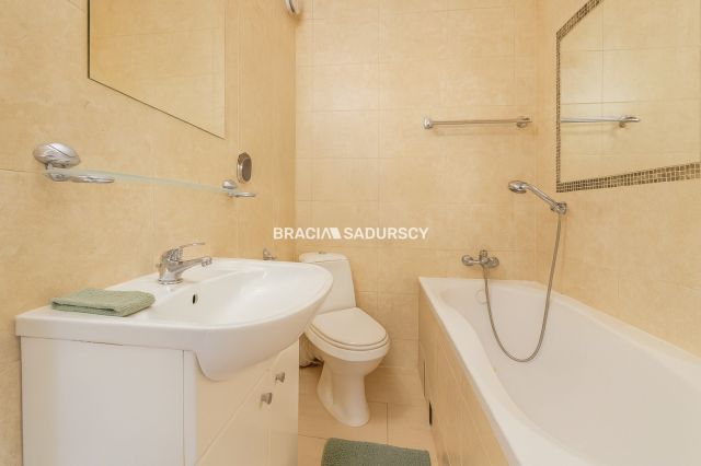 Mieszkanie 3-pokojowe Kraków Krowodrza, ul. gen. Augusta Fieldorfa-Nila. Zdjęcie 9