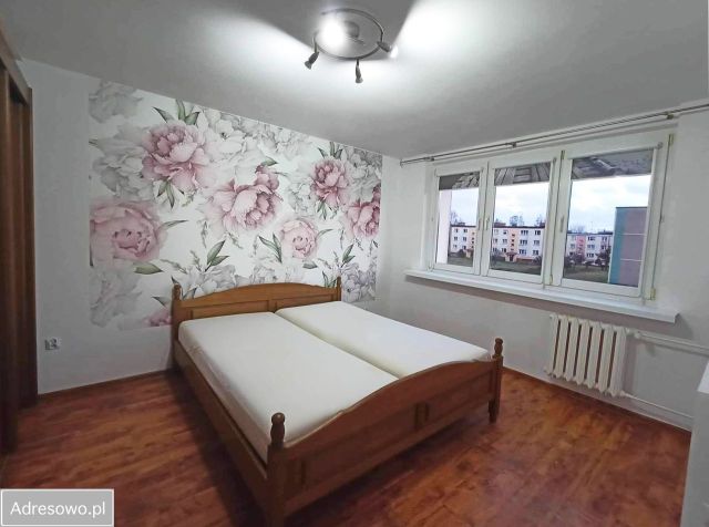 Mieszkanie 3-pokojowe Cewice, os. Osiedle Na Wzgórzu. Zdjęcie 1