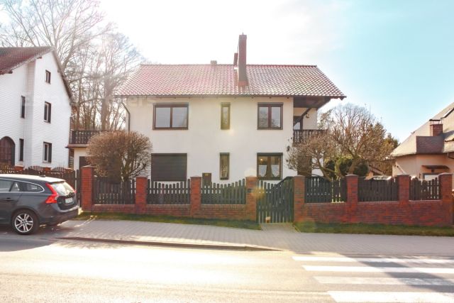 dom wolnostojący, 6 pokoi Trzebnica, ul. Oleśnicka. Zdjęcie 1