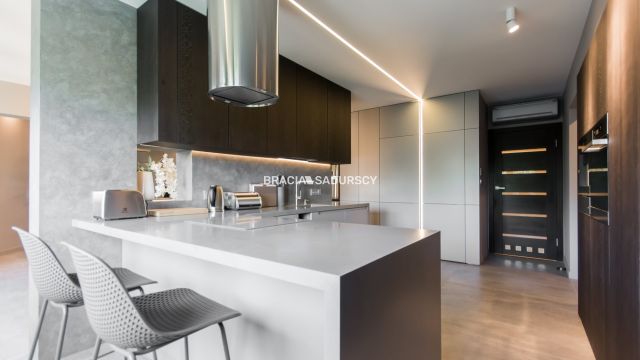 Mieszkanie 4-pokojowe Kraków Dębniki, ul. Kazimierza Pułaskiego. Zdjęcie 2