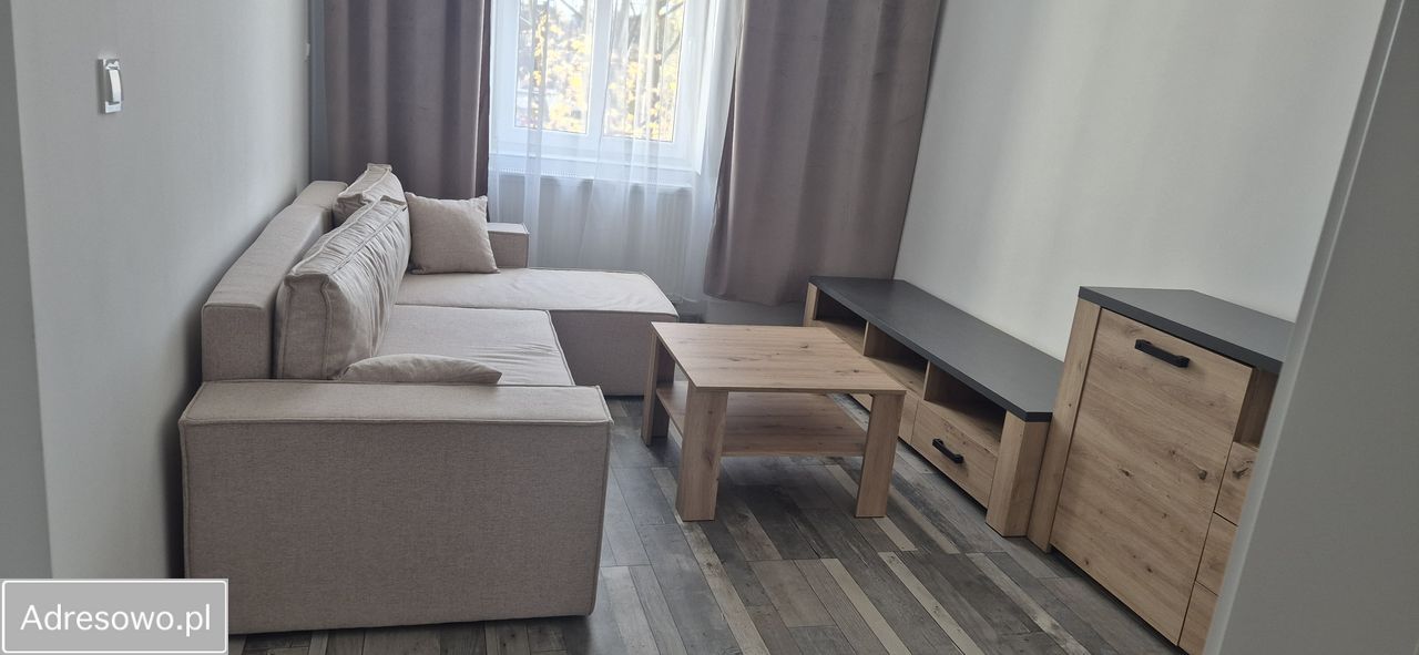 Mieszkanie 2-pokojowe Bytom Śródmieście, ul. Powstańców Warszawskich. Zdjęcie 4