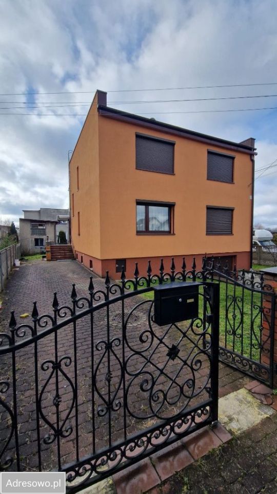 dom wolnostojący, 5 pokoi Pyskowice, ul. Romualda Traugutta. Zdjęcie 1