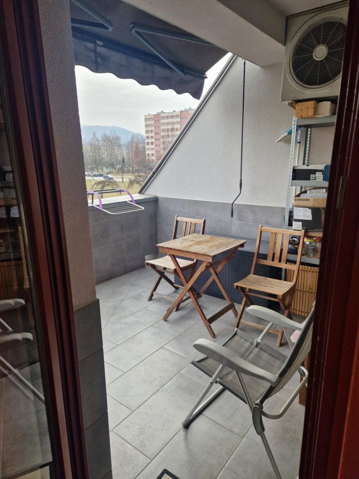 Mieszkanie 3-pokojowe Żywiec, Południowa. Zdjęcie 12