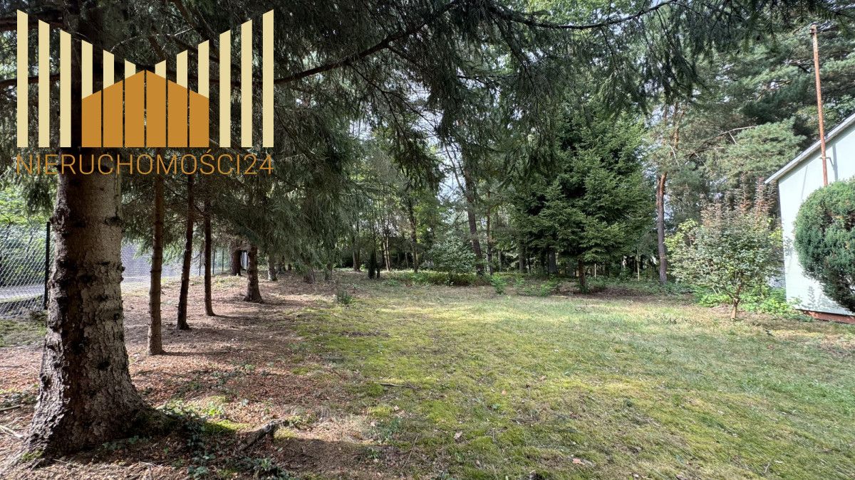 dom wolnostojący, 2 pokoje Stanisławów. Zdjęcie 19