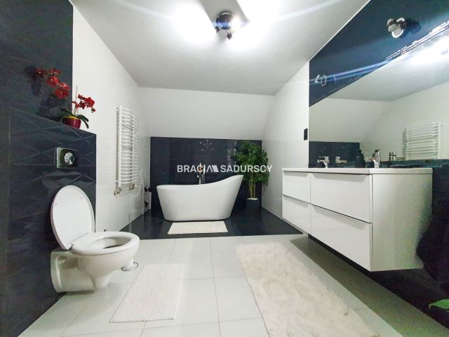 dom wolnostojący, 5 pokoi Igołomia. Zdjęcie 8