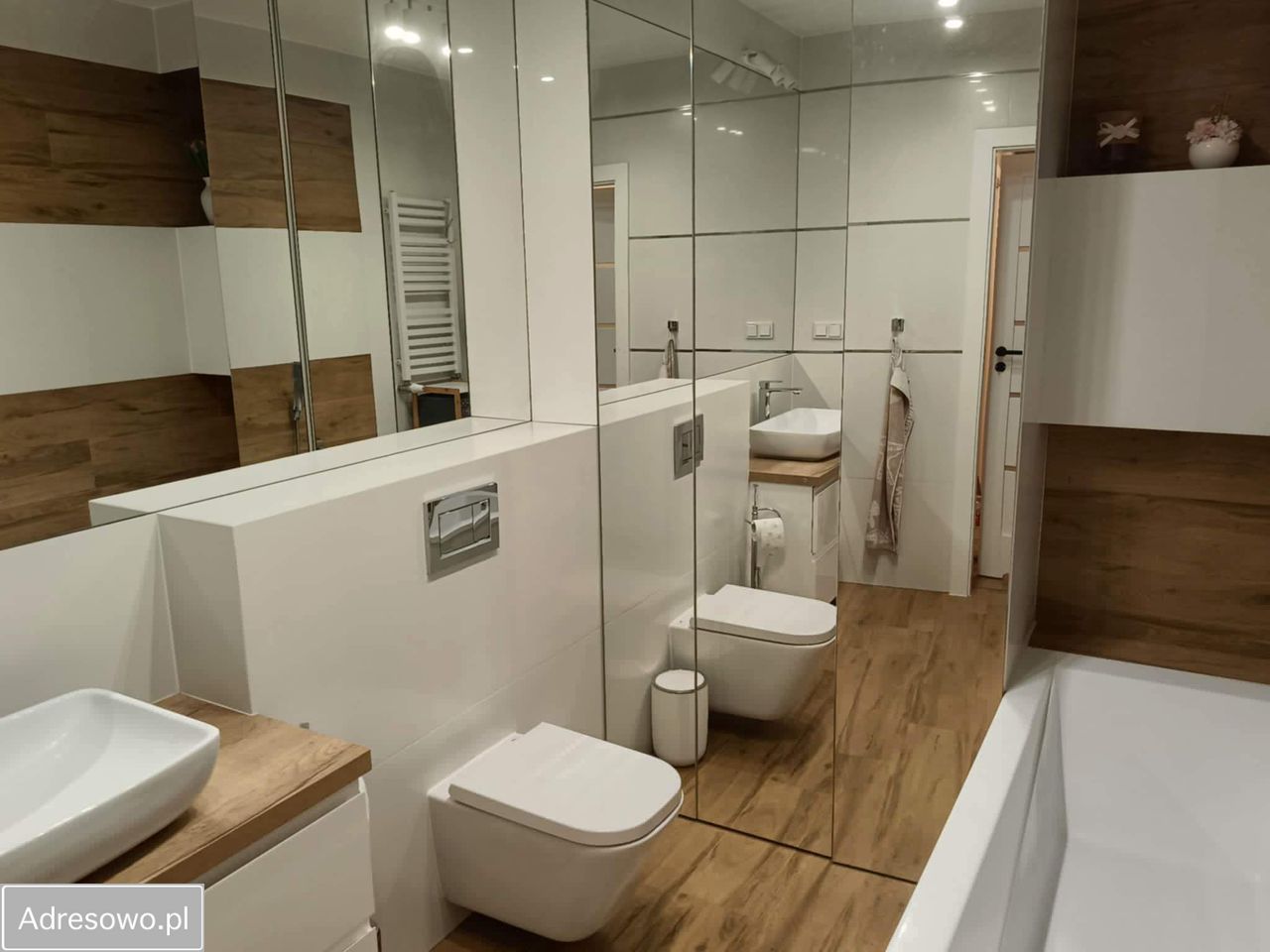 Mieszkanie 4-pokojowe Kielce Czarnów Rządowy, ul. Jerzego Szajnowicza-Iwanowa. Zdjęcie 2