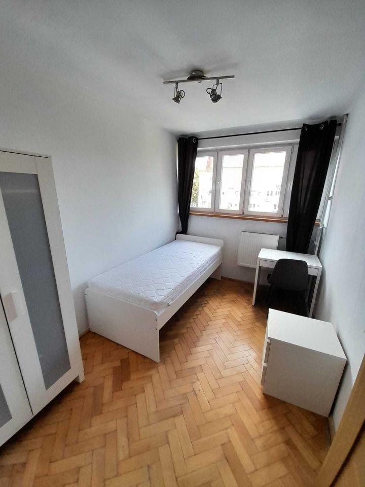 Mieszkanie 3-pokojowe Wrocław Stare Miasto, pl. Nowy Targ. Zdjęcie 8