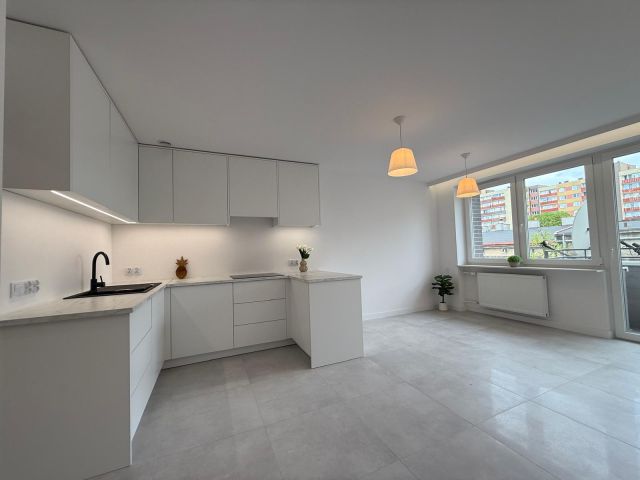 Mieszkanie 3-pokojowe Częstochowa Centrum, al. Aleja Kościuszki. Zdjęcie 5