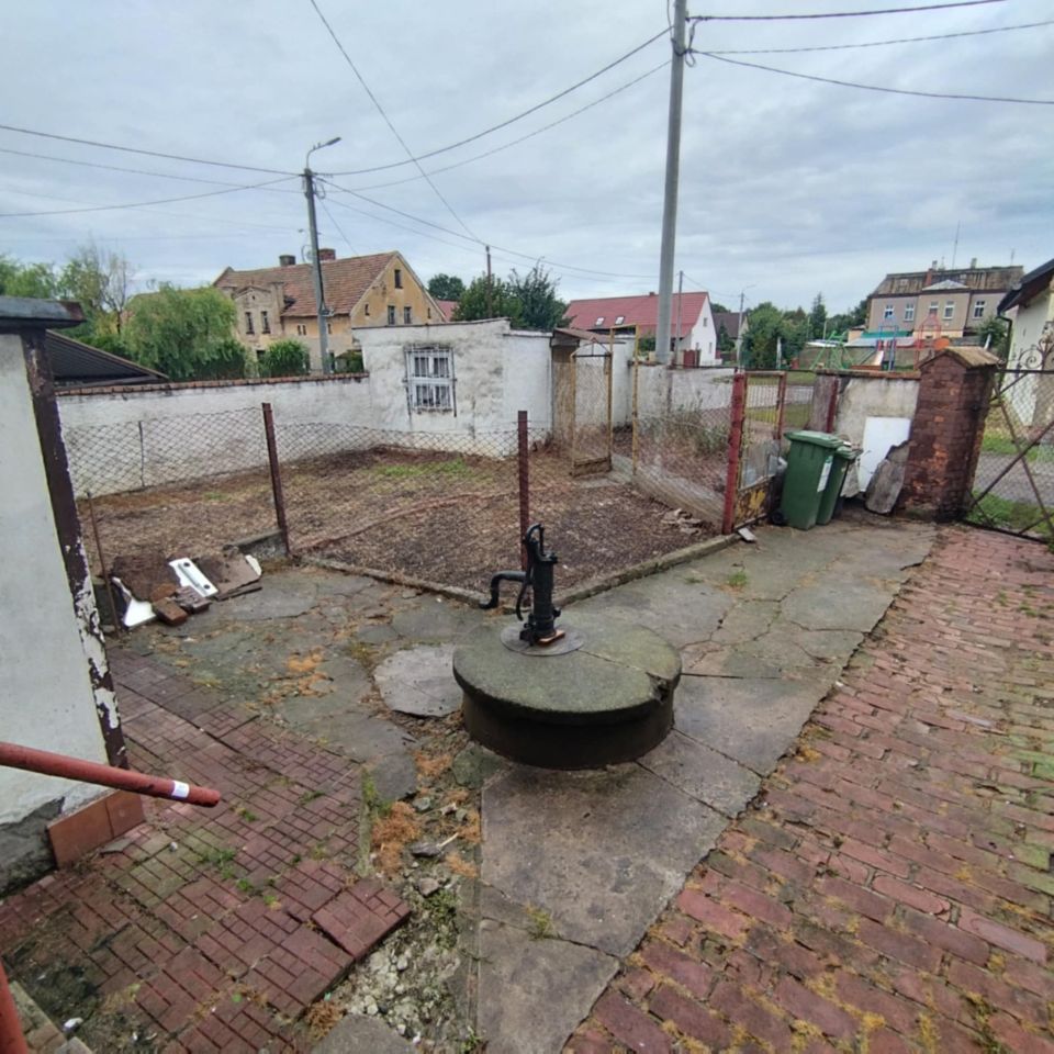 dom wolnostojący, 2 pokoje Brożec. Zdjęcie 2