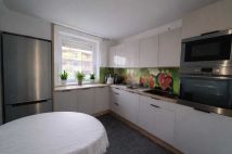 Mieszkanie 3-pokojowe Strzelno, os. Piastowskie. Zdjęcie 2