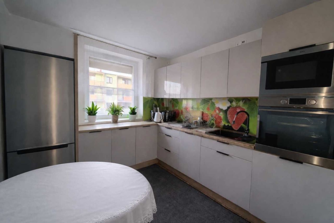 Mieszkanie 3-pokojowe Strzelno, os. Piastowskie. Zdjęcie 3