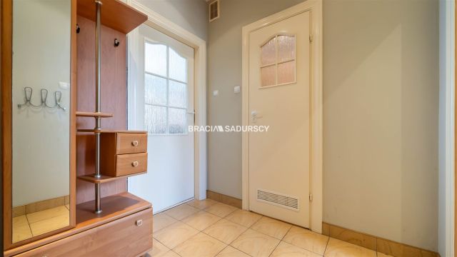 kamienica, 10 pokoi Kraków Łagiewniki, ul. Tokarska. Zdjęcie 14