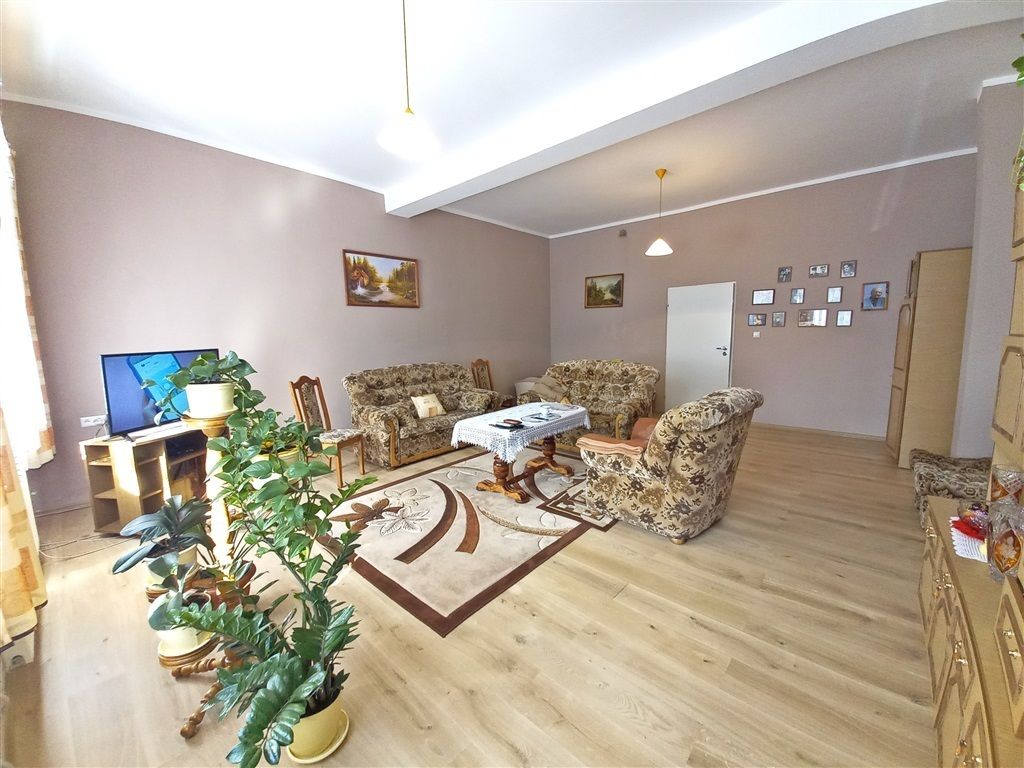 dom szeregowy, 12 pokoi Orłowice. Zdjęcie 17