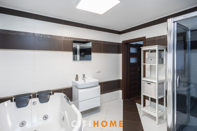 dom wolnostojący, 4 pokoje Karczew. Zdjęcie 9