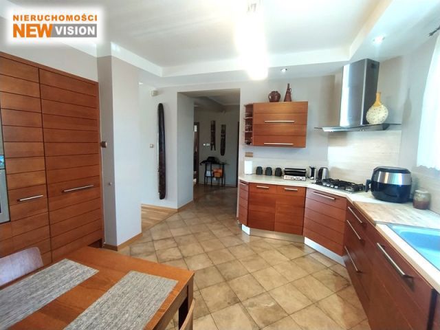 dom wolnostojący, 5 pokoi Dąbrowa Górnicza Dziewiąty, ul. Dziewiąty. Zdjęcie 2