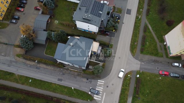 dom wolnostojący, 10 pokoi Kielce. Zdjęcie 2