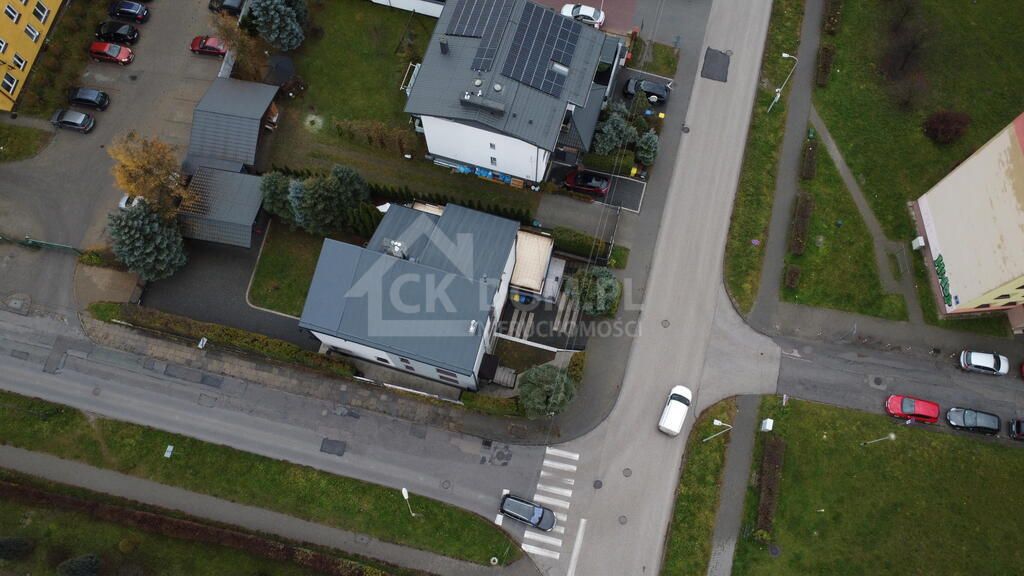 dom wolnostojący, 10 pokoi Kielce. Zdjęcie 2