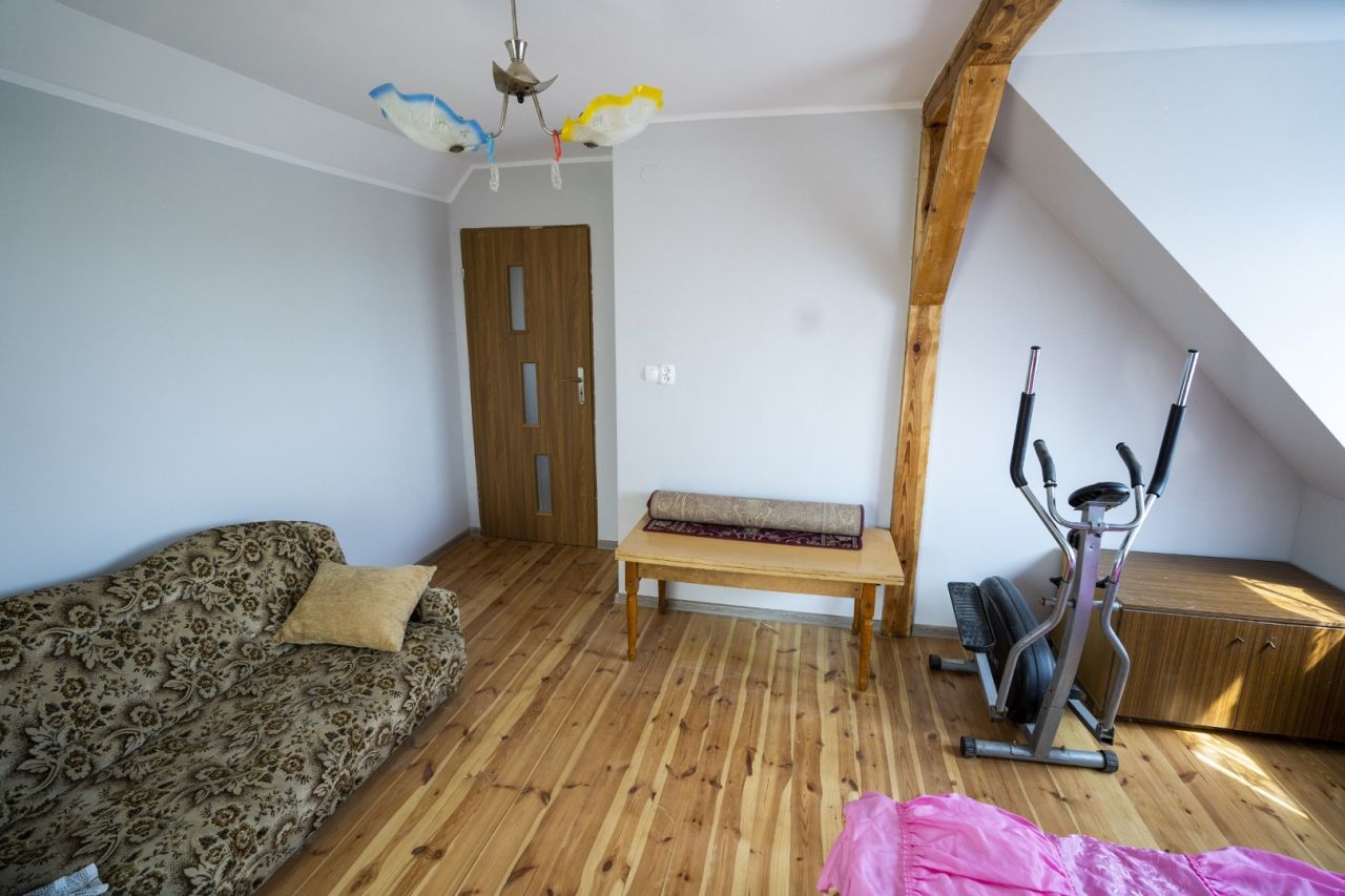 gospodarstwo, 5 pokoi Trzcinisko. Zdjęcie 7