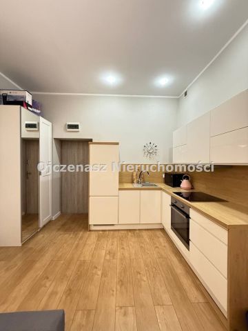 Mieszkanie 2-pokojowe Bydgoszcz Śródmieście. Zdjęcie 2