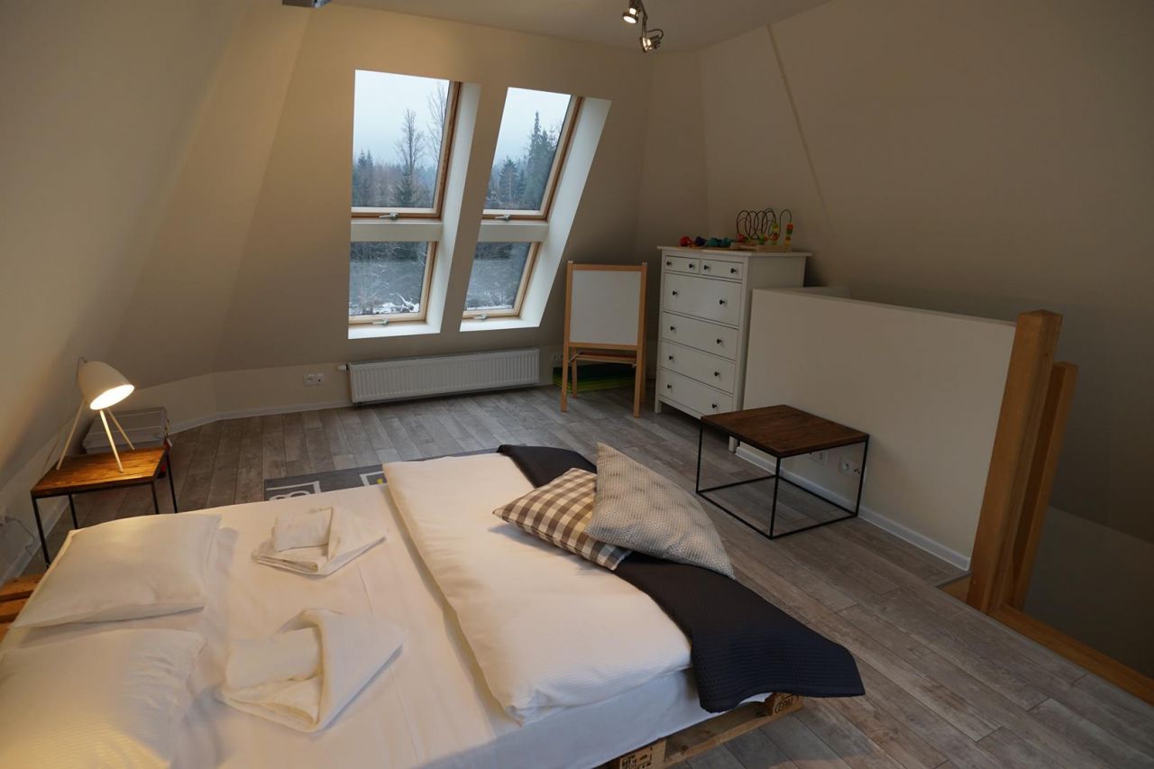 Mieszkanie 4-pokojowe Szklarska Poręba Szklarska Poręba-Huta, ul. Szosa Czeska. Zdjęcie 13