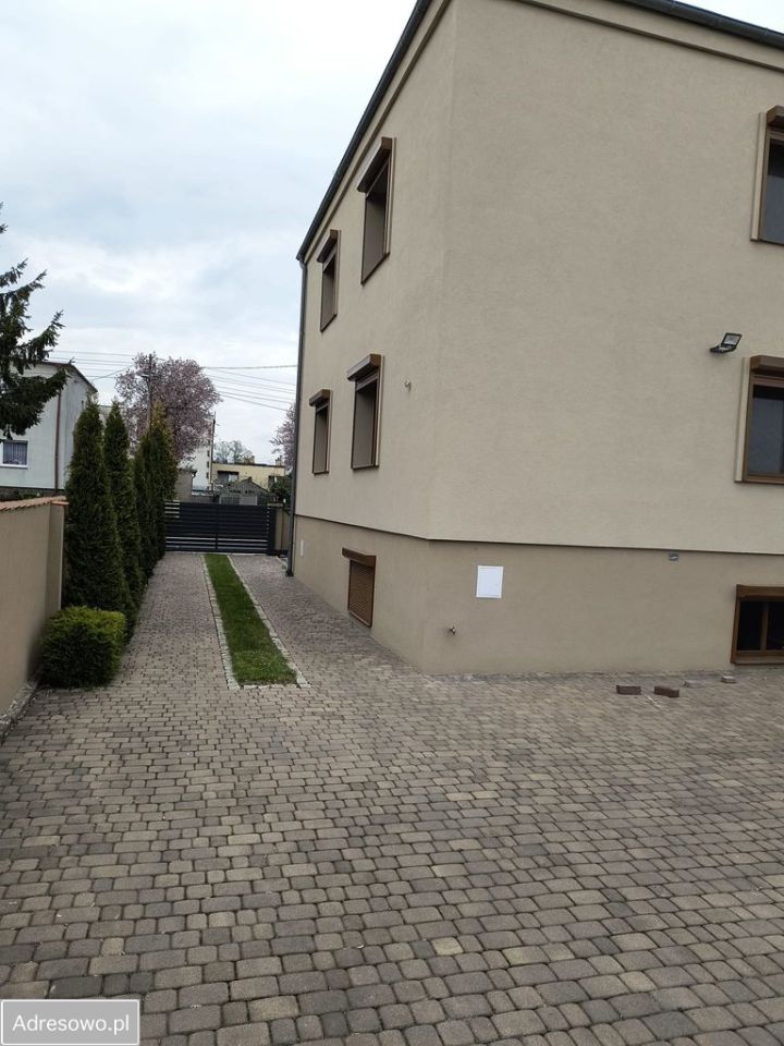 dom wolnostojący, 5 pokoi Luboń, ul. 3 Maja. Zdjęcie 3