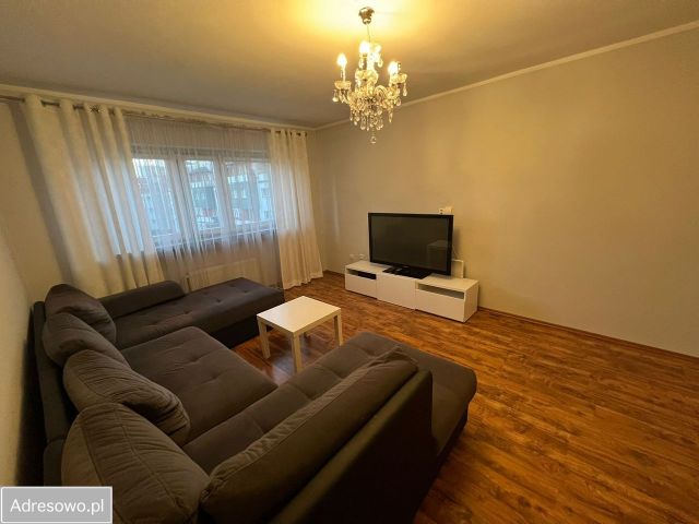 Mieszkanie 4-pokojowe Leszno, ul. Jana Ostroroga. Zdjęcie 1