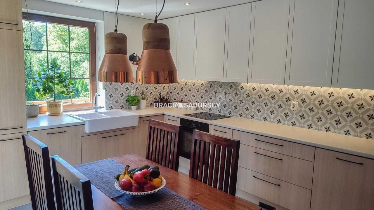 dom wolnostojący, 5 pokoi Rzeszotary, ul. Brzeziny. Zdjęcie 4