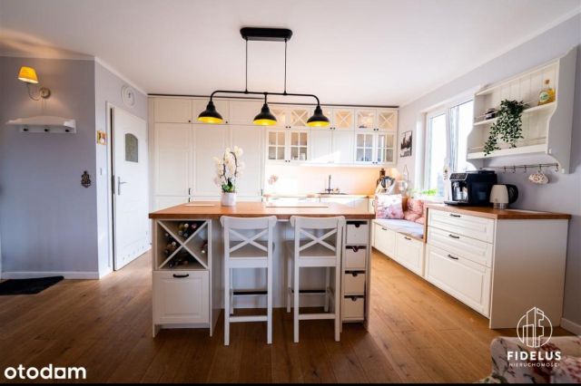 Mieszkanie 4-pokojowe Wadowice Niwy, ul. Zegadłowicza. Zdjęcie 1