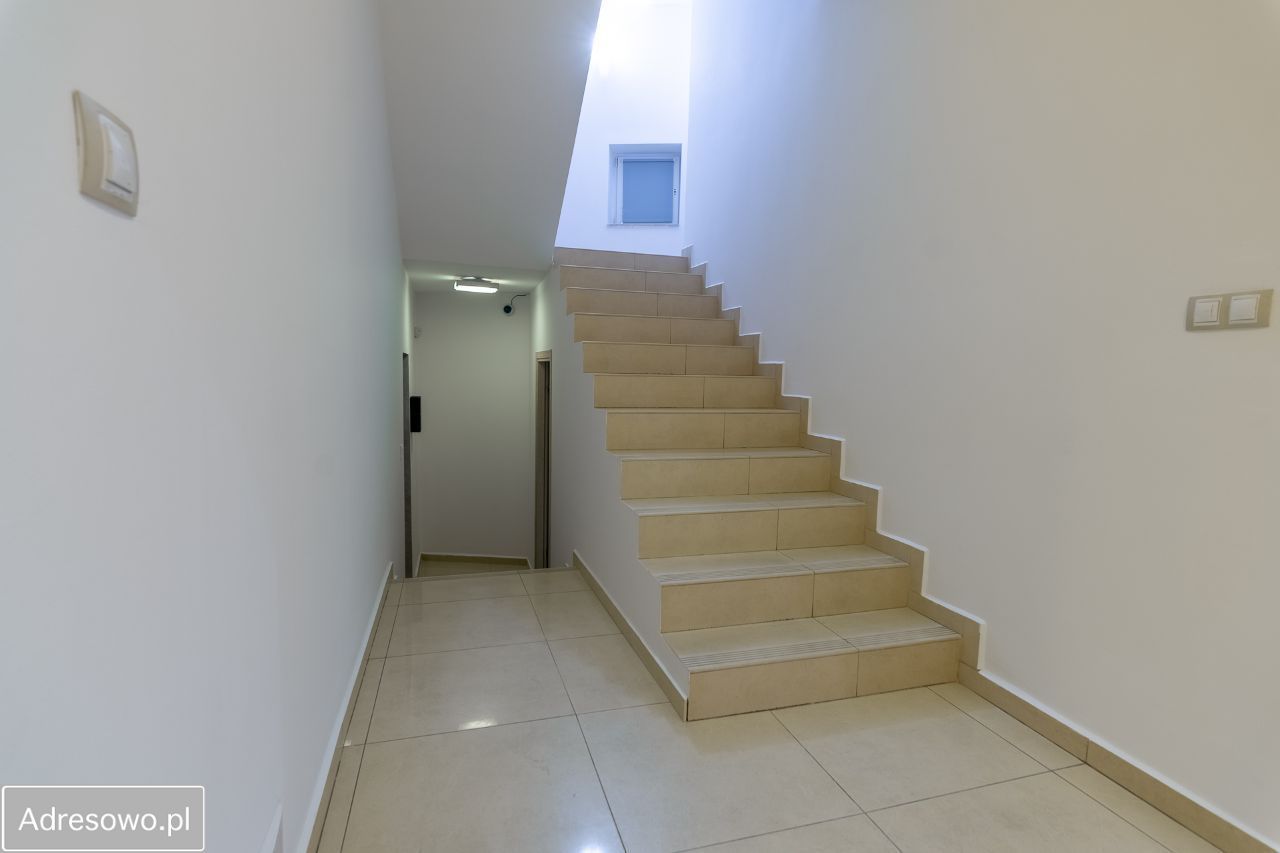 dom szeregowy Warszawa Bielany, ul. Władysława Smoleńskiego. Zdjęcie 2