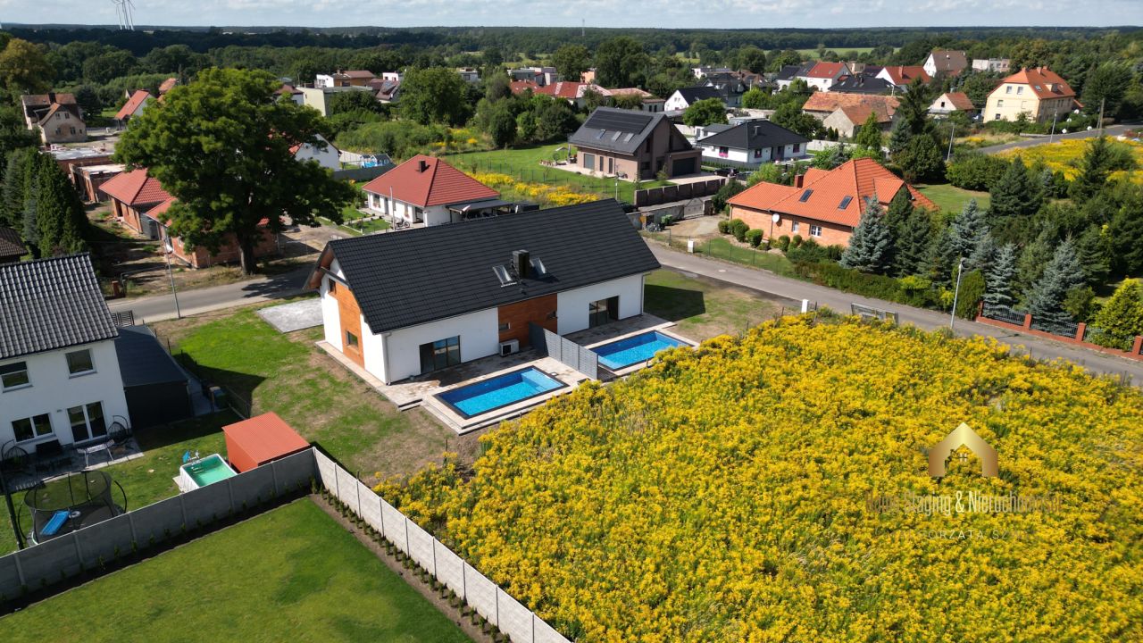 bliźniak, 5 pokoi Pieńsk, ul. Spacerowa