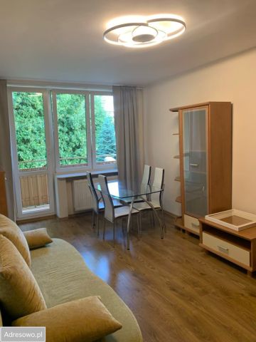 Mieszkanie 2-pokojowe Warszawa Włochy, ul. Franciszka Hynka. Zdjęcie 1