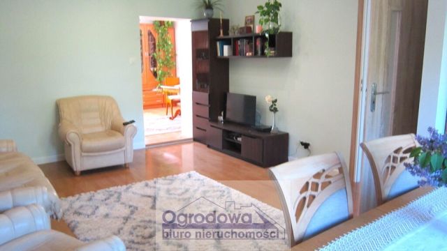 dom wolnostojący, 7 pokoi Łochów. Zdjęcie 15