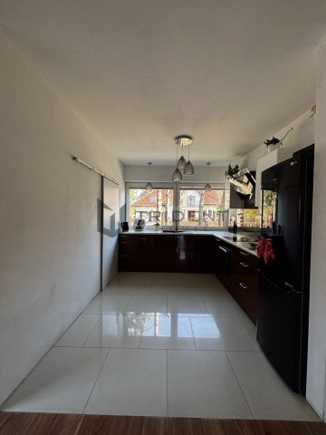 dom wolnostojący, 6 pokoi Piaseczno, ul. Zbigniewa Herberta. Zdjęcie 5