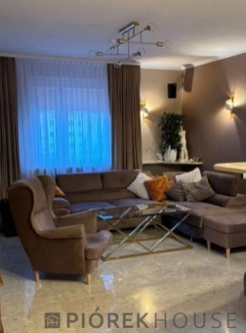 Mieszkanie 3-pokojowe Warszawa Praga-Południe, ul. Stanisława Mikołajczyka. Zdjęcie 3