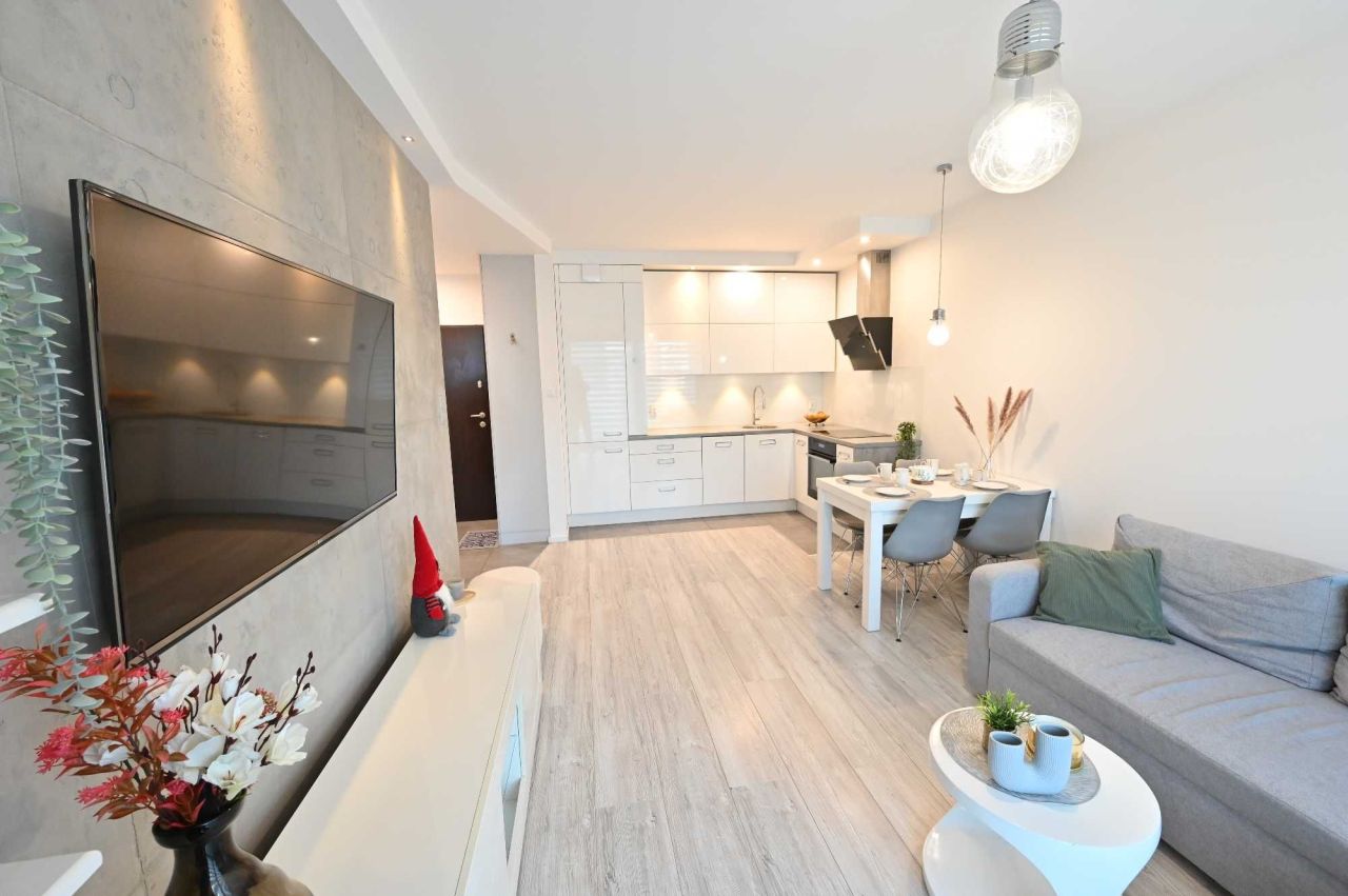 Mieszkanie 2-pokojowe Rotmanka, ul. Bajki