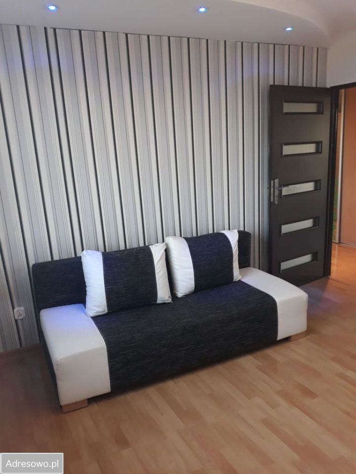 Mieszkanie 2-pokojowe Krapkowice, os. XXX-lecia. Zdjęcie 13