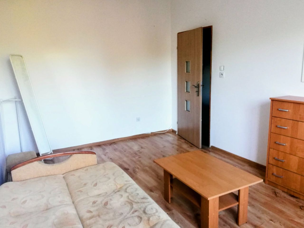 Mieszkanie 2-pokojowe Kraków Nowa Huta, os. Teatralne. Zdjęcie 1