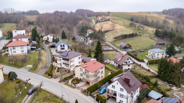 dom wolnostojący, 6 pokoi Błażowa. Zdjęcie 4