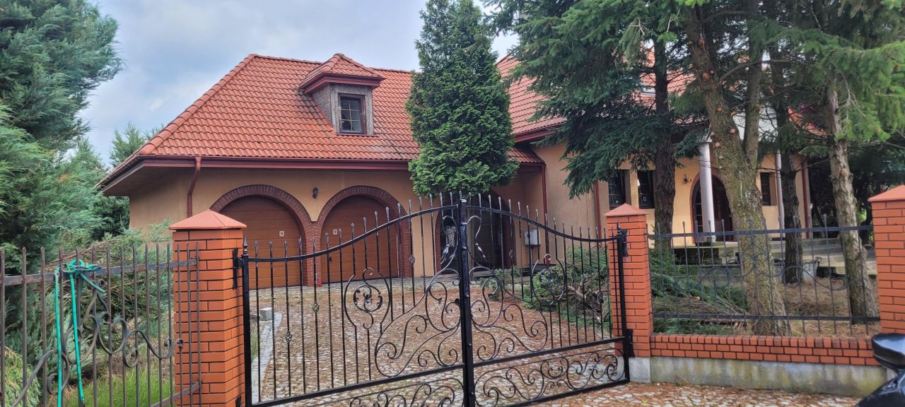 dom wolnostojący, 8 pokoi Izbica Kujawska Morele, ul. Morelowa. Zdjęcie 2