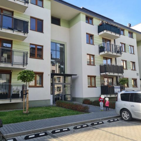 Mieszkanie 3-pokojowe Kraków Bieżanów, ul. Henryka i Karola Czeczów. Zdjęcie 1