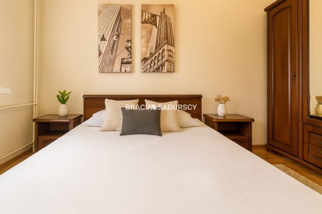 Mieszkanie 3-pokojowe Kraków Grzegórzki, al. Pokoju. Zdjęcie 2