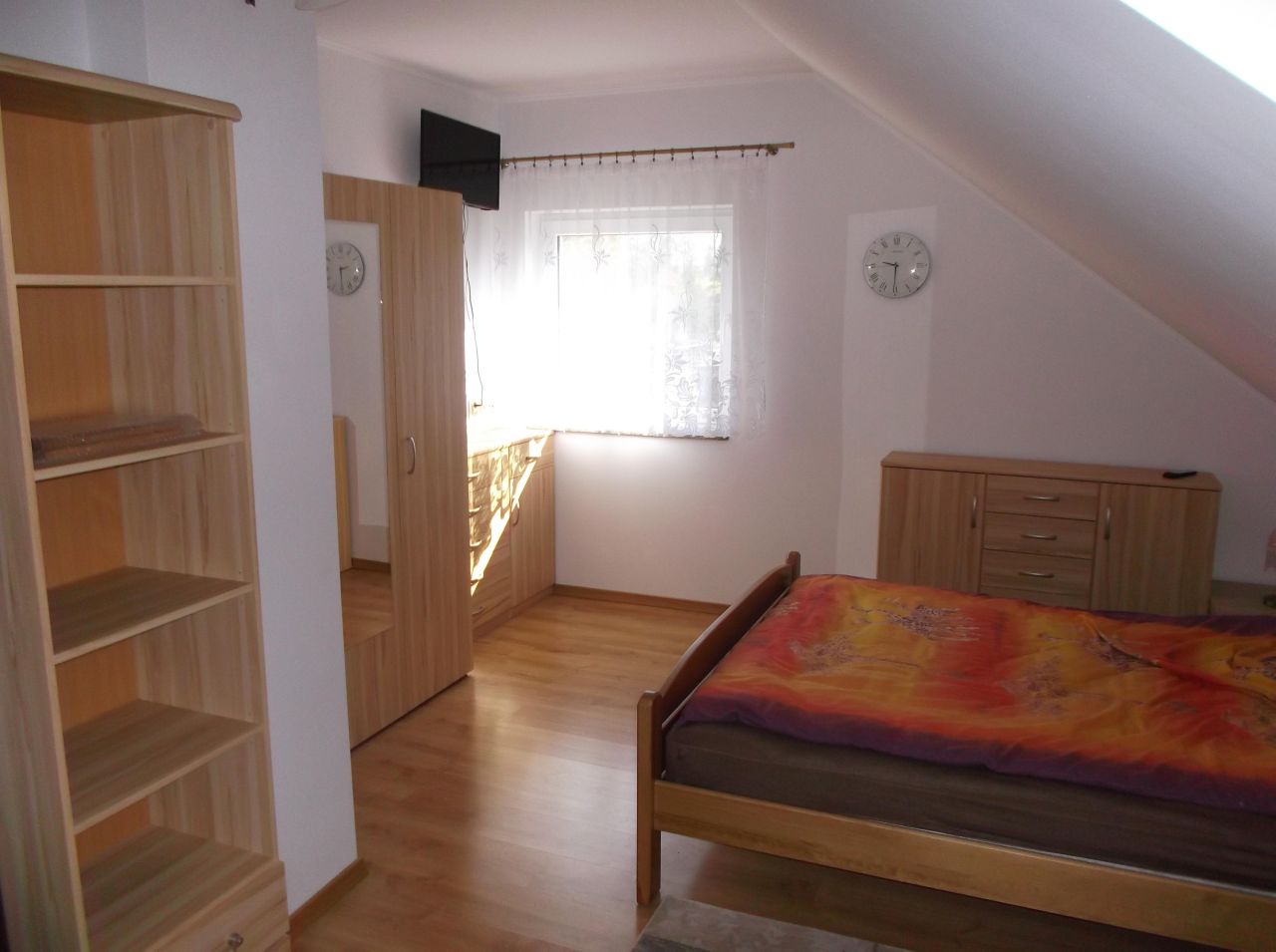 dom wolnostojący, 5 pokoi Famułki Brochowskie. Zdjęcie 11