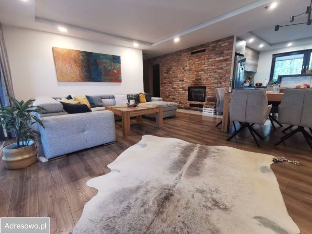 dom wolnostojący, 4 pokoje Katowice Panewniki. Zdjęcie 1